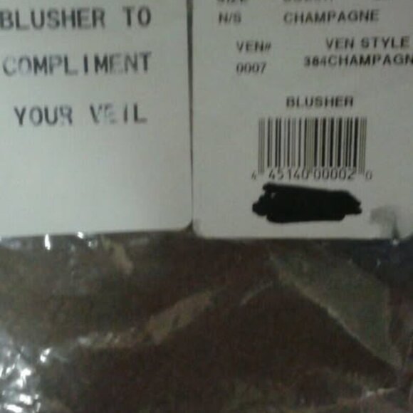 Davids Bridal Wedding veil and blusher. - Picture 7 of 8